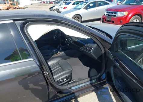 2020 BMW 540I z USA, uszkodzony, nr VIN WBAJS1C08LCD37549